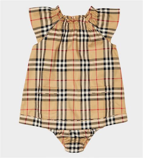 burberry neonato 2016|burberry newborn dresses.